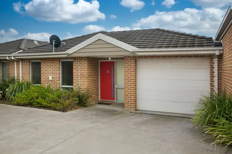 Main view of Homely unit listing, 4/5 Warrenwood Place, Langwarrin VIC 3910