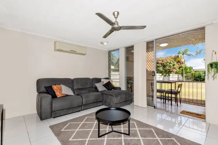 Fifth view of Homely unit listing, 2/31 Surrey Street, Hyde Park QLD 4812