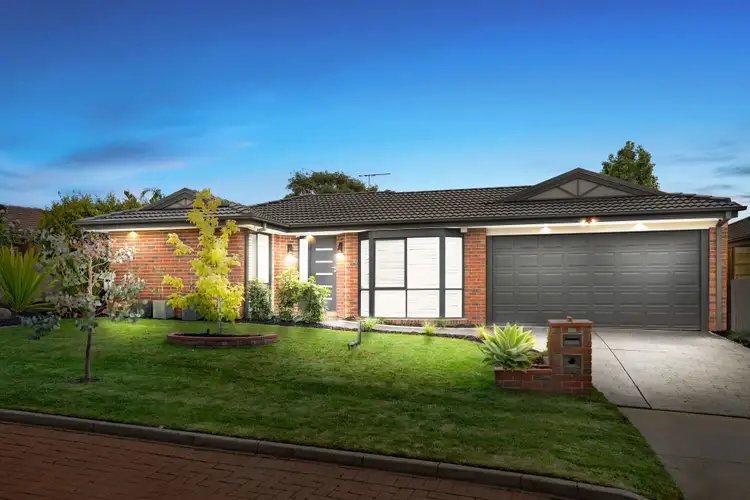 9 Quail Way, Rowville VIC 3178