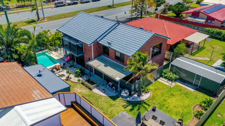 213 Nicklin Way, Warana QLD 4575
