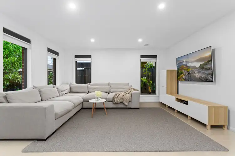 Sixth view of Homely house listing, 33 Nundroo Crescent, Wollert VIC 3750