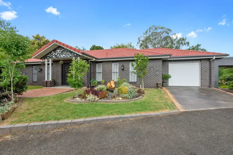 3 Hi-Winds Road, Blue Mountain Heights QLD 4350