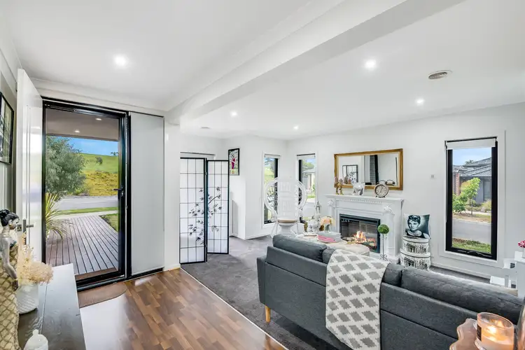 Second view of Homely house listing, 7 Eldorado Loop, Mernda VIC 3754