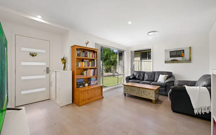 6/50 Malachite Road, Eagle Vale NSW 2558