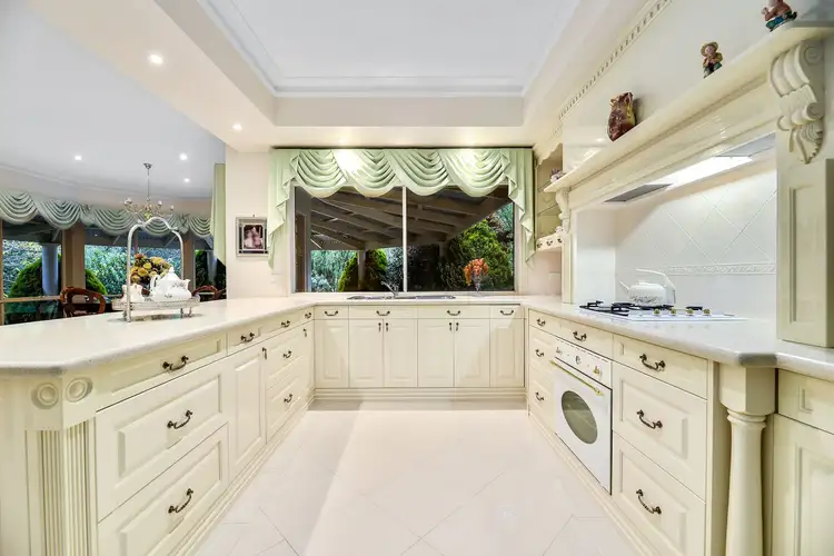 Sixth view of Homely house listing, 15 Kanaru Court, Narre Warren North VIC 3804