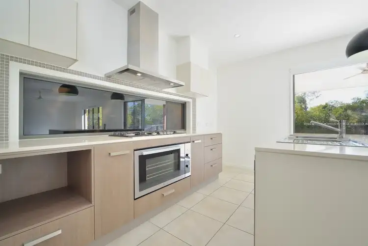 Fifth view of Homely house listing, 37 Florey Place, Kirkwood QLD 4680