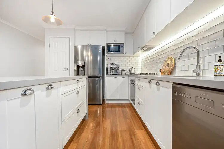 Sixth view of Homely house listing, 10 Corama Court, Sydenham VIC 3037