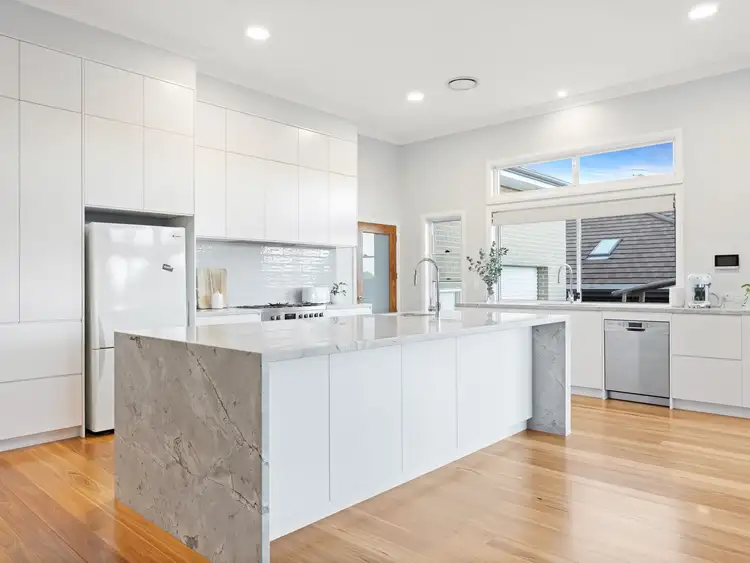 Sixth view of Homely house listing, 16 Fairlight Circuit, Mardi NSW 2259