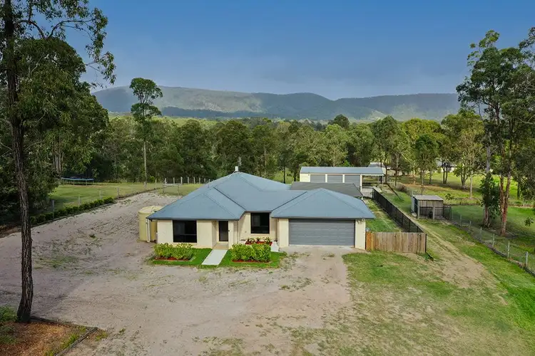 39-41 Anthoulla Avenue, Woodford QLD 4514