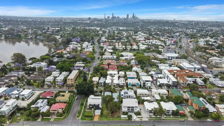 32 Paragon Street, Yeronga QLD 4104
