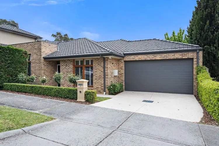 9 Savige Avenue, Mount Waverley VIC 3149