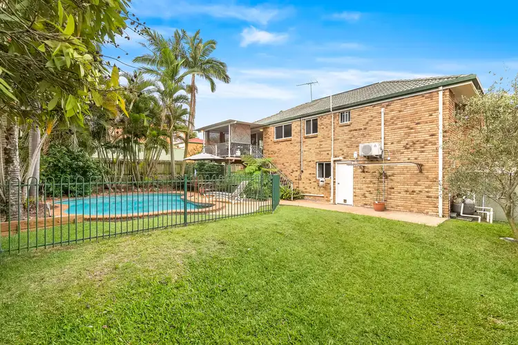 37 Stackpole Street, Wishart QLD 4122