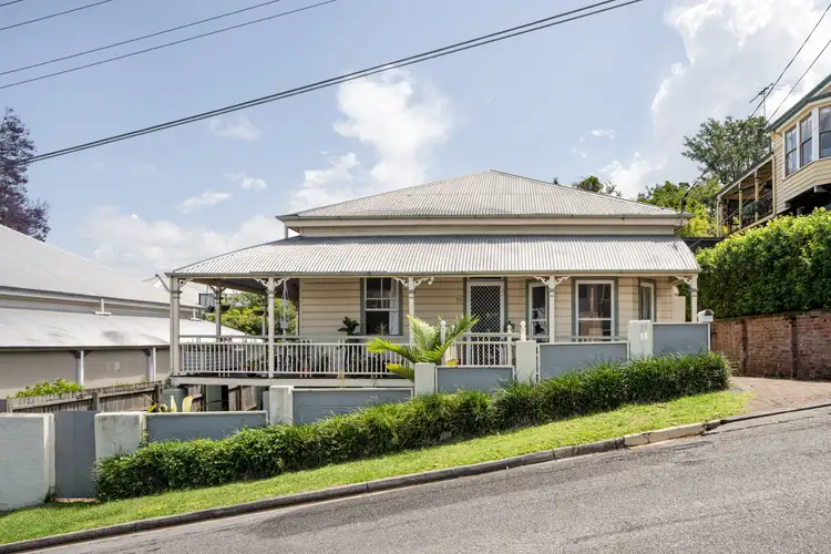 11 Elston Street, Red Hill QLD 4059