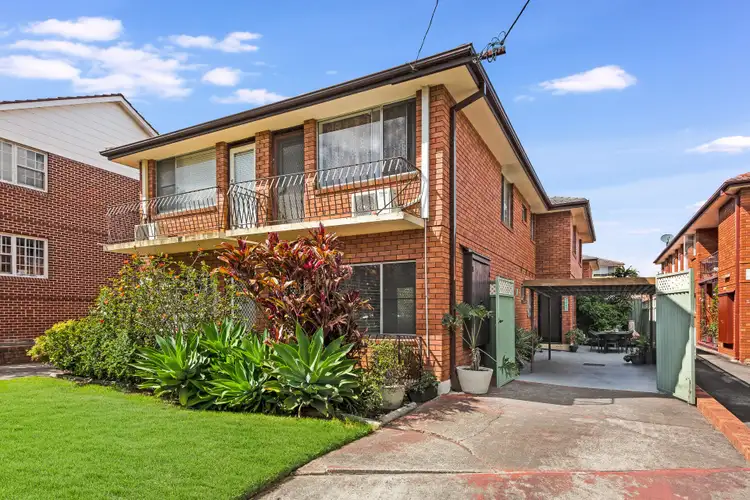 2/25 Parry Avenue, Narwee NSW 2209