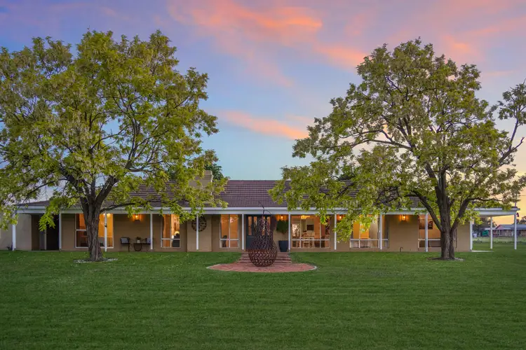 'Rosebank' Carro Park Road, Cowra NSW 2794