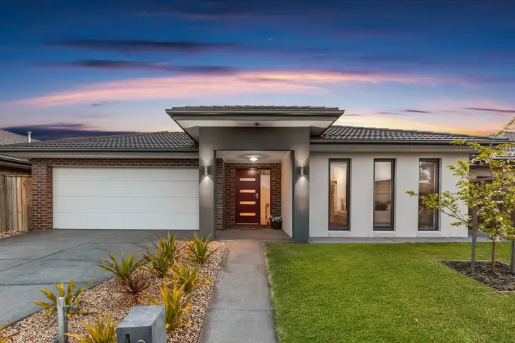 Main view of Homely house listing, 8 Kendall Street, Hillside VIC 3037