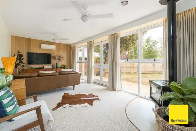 13 Forster Street, Bungendore NSW 2621
