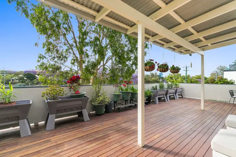 4/3 Prospect Terrace, St Lucia QLD 4067