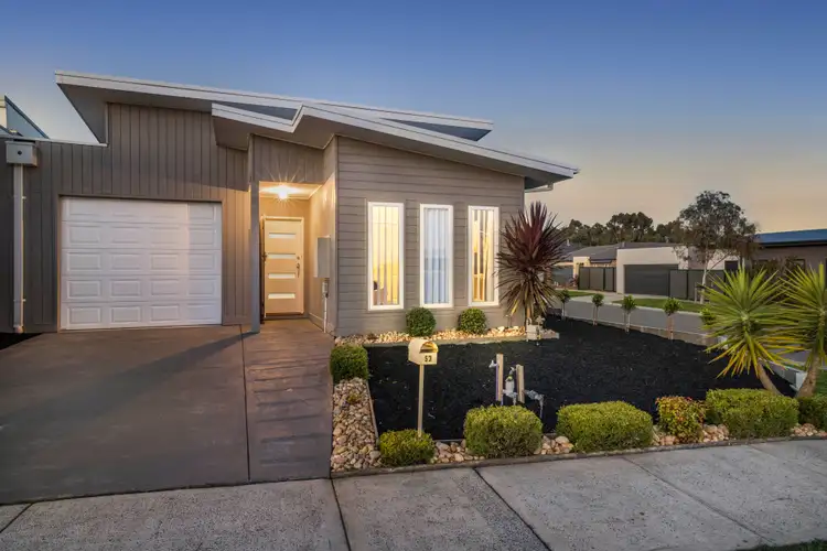 53 Havana Parade, Pakenham VIC 3810