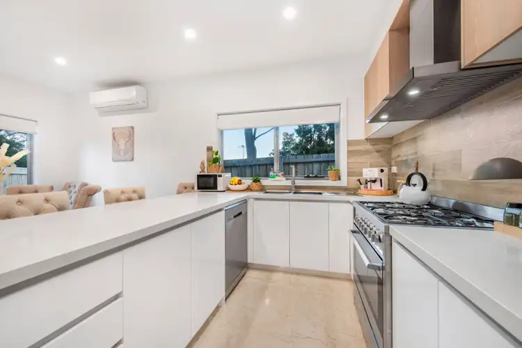 Fourth view of Homely unit listing, 7 Reginald Close, Pakenham VIC 3810