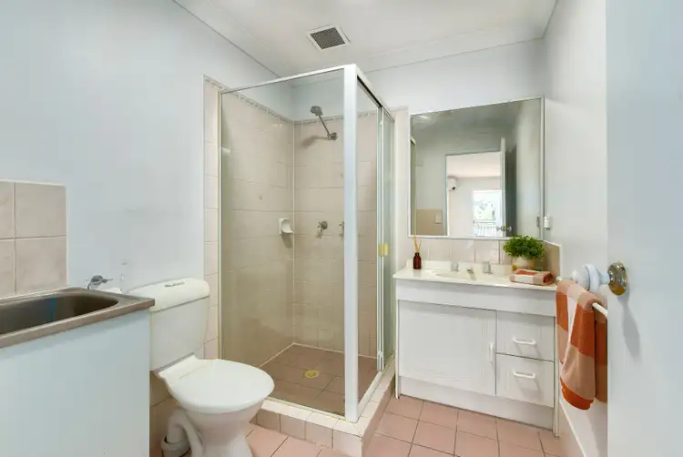 Seventh view of Homely apartment listing, 8/23 Lima Street, Auchenflower QLD 4066