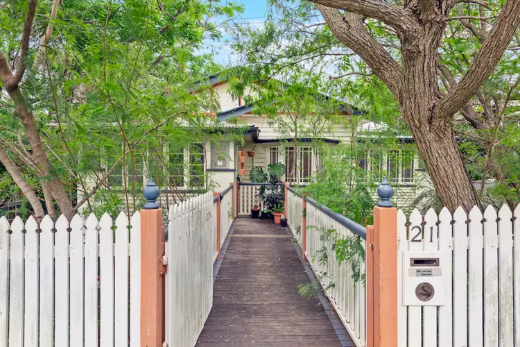 Main view of Homely house listing, 21 Boundary Road, Camp Hill QLD 4152