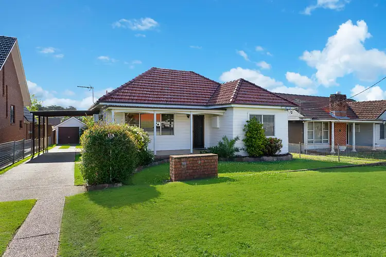 Main view of Homely house listing, 18 Fourth Avenue, Rutherford NSW 2320