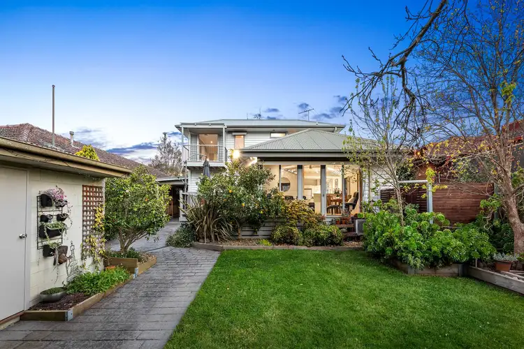 34 Glengarry Avenue, Burwood VIC 3125