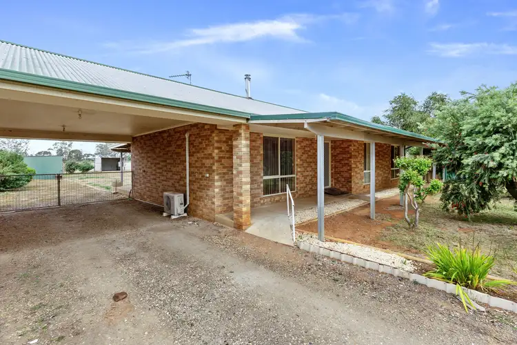 25 Bristol Street, Collingullie NSW 2650