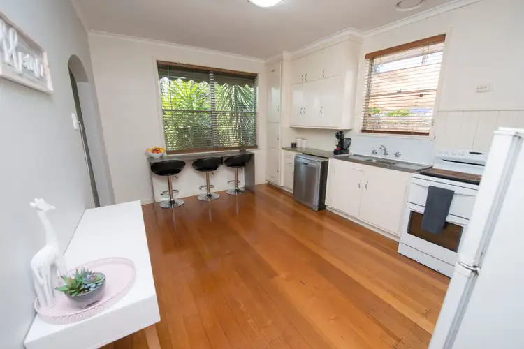 Fifth view of Homely house listing, 11 McAdam Court, Swan Hill VIC 3585