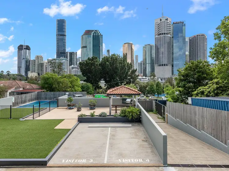 2/235 Main Street, Kangaroo Point QLD 4169