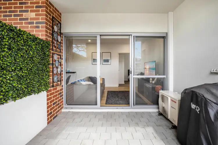 Fifth view of Homely unit listing, 1/52 Odin Road, Innaloo WA 6018
