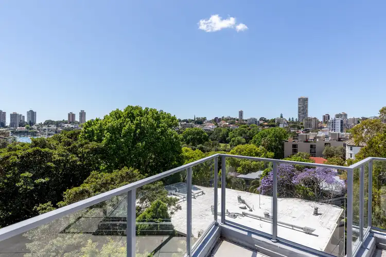 Fifth view of Homely studio listing, 33/68-72 Roslyn Gardens, Rushcutters Bay NSW 2011