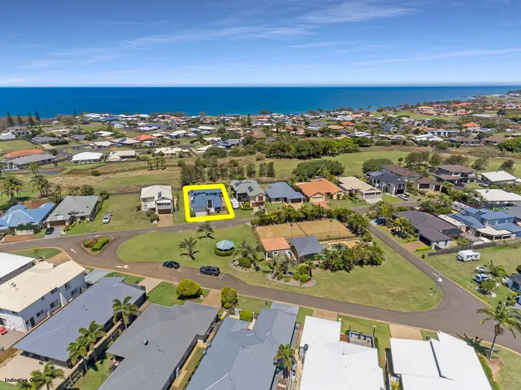 8 Robert John Circuit, Coral Cove QLD 4670