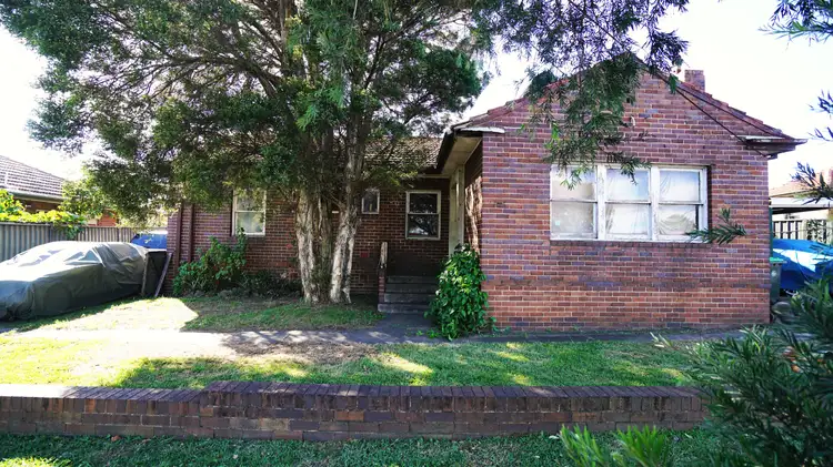 186. KING GEORGES Road, Roselands NSW 2196