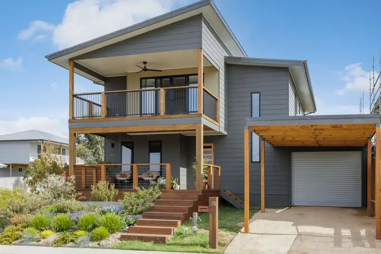 13 Pembrey Loop, Cowes VIC 3922