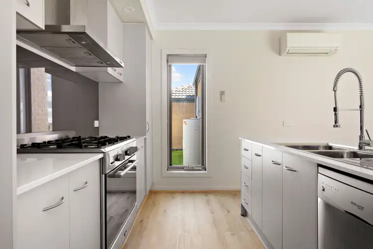 Fifth view of Homely townhouse listing, 2/40 Margot Street, Chadstone VIC 3148