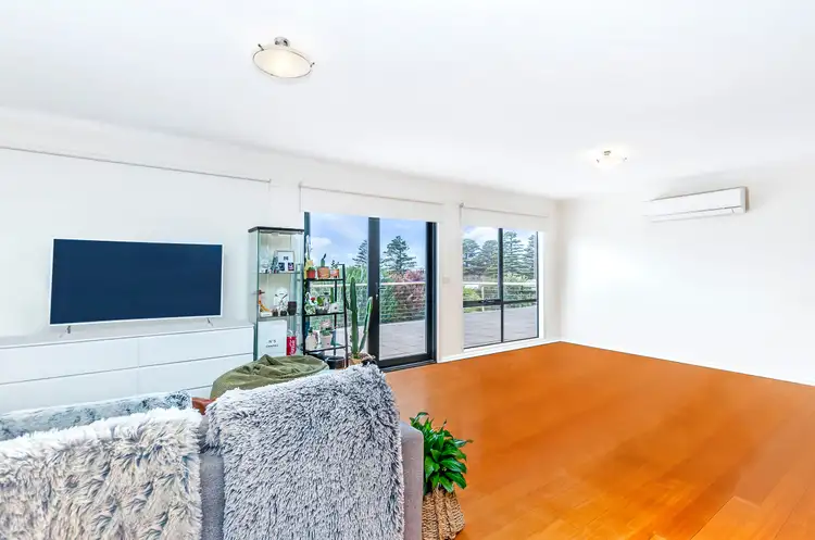 Second view of Homely house listing, 2/1 Holly Court, Warrnambool VIC 3280