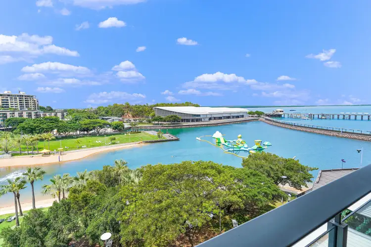 320/19B Kitchener Drive, Darwin City NT 800