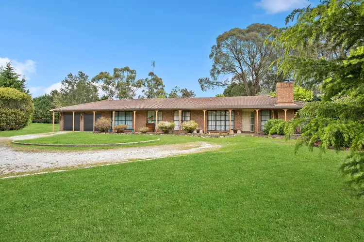30 Farnborough Drive, Moss Vale NSW 2577