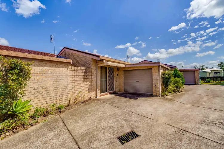 Main view of Homely unit listing, 2/4 Eversley Place, Grafton NSW 2460