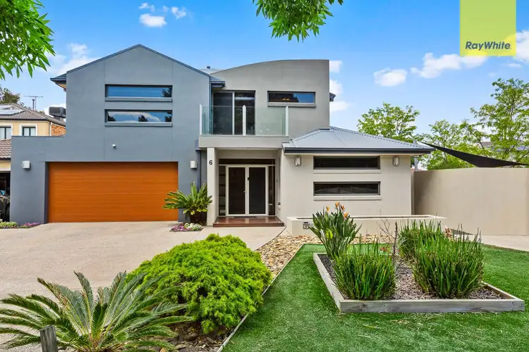 6 Waterdale Close, Melton West VIC 3337