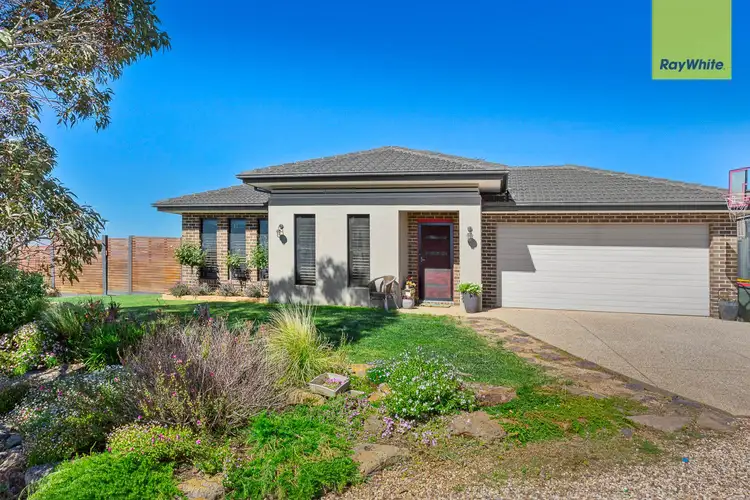 13 Light Close, Darley VIC 3340