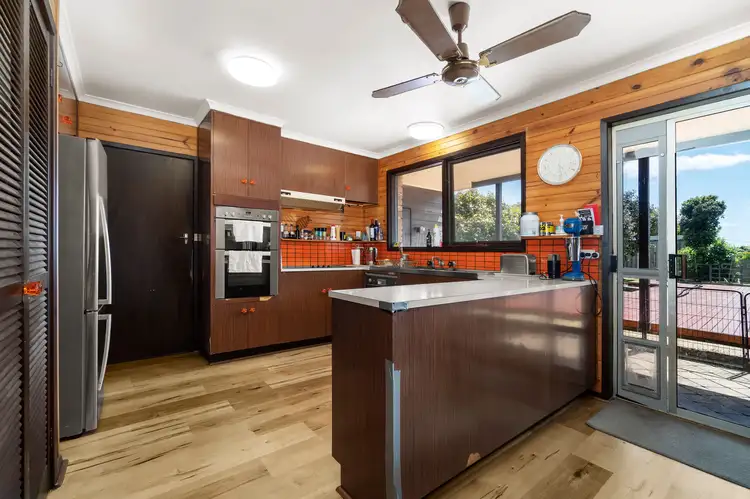 Fourth view of Homely house listing, 5 Athol Court, Langwarrin VIC 3910