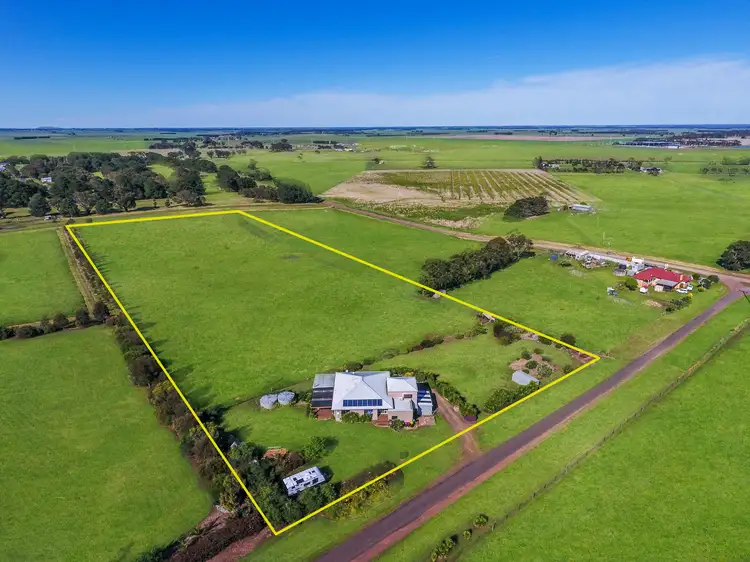 Main view of Homely house listing, 18 Waggs Lane, Mortlake VIC 3272