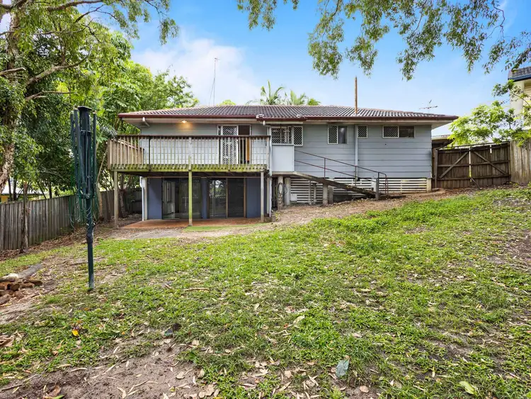 34 Larwon Terrace, Southport QLD 4215