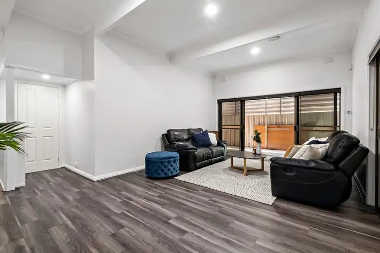 Sixth view of Homely house listing, 7 Yilleen Close, Thomastown VIC 3074