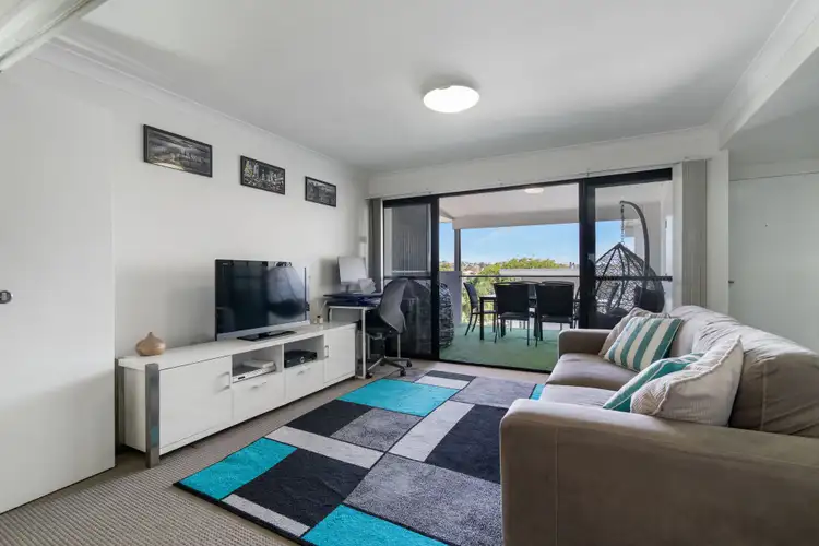 Main view of Homely unit listing, 8/21 Fenton Street, Fairfield QLD 4103