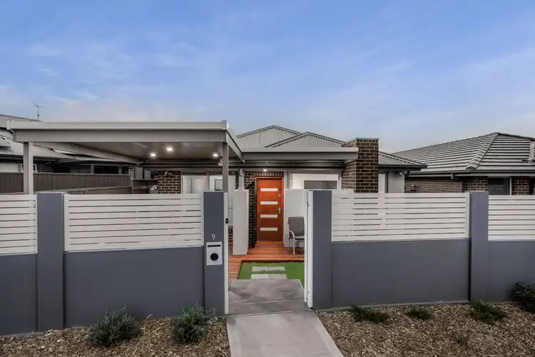 9 Doubletail Lane, Denham Court NSW 2565