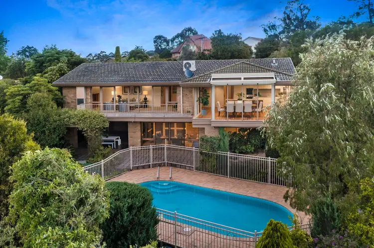 5 Ravenswood Court, Glen Waverley VIC 3150